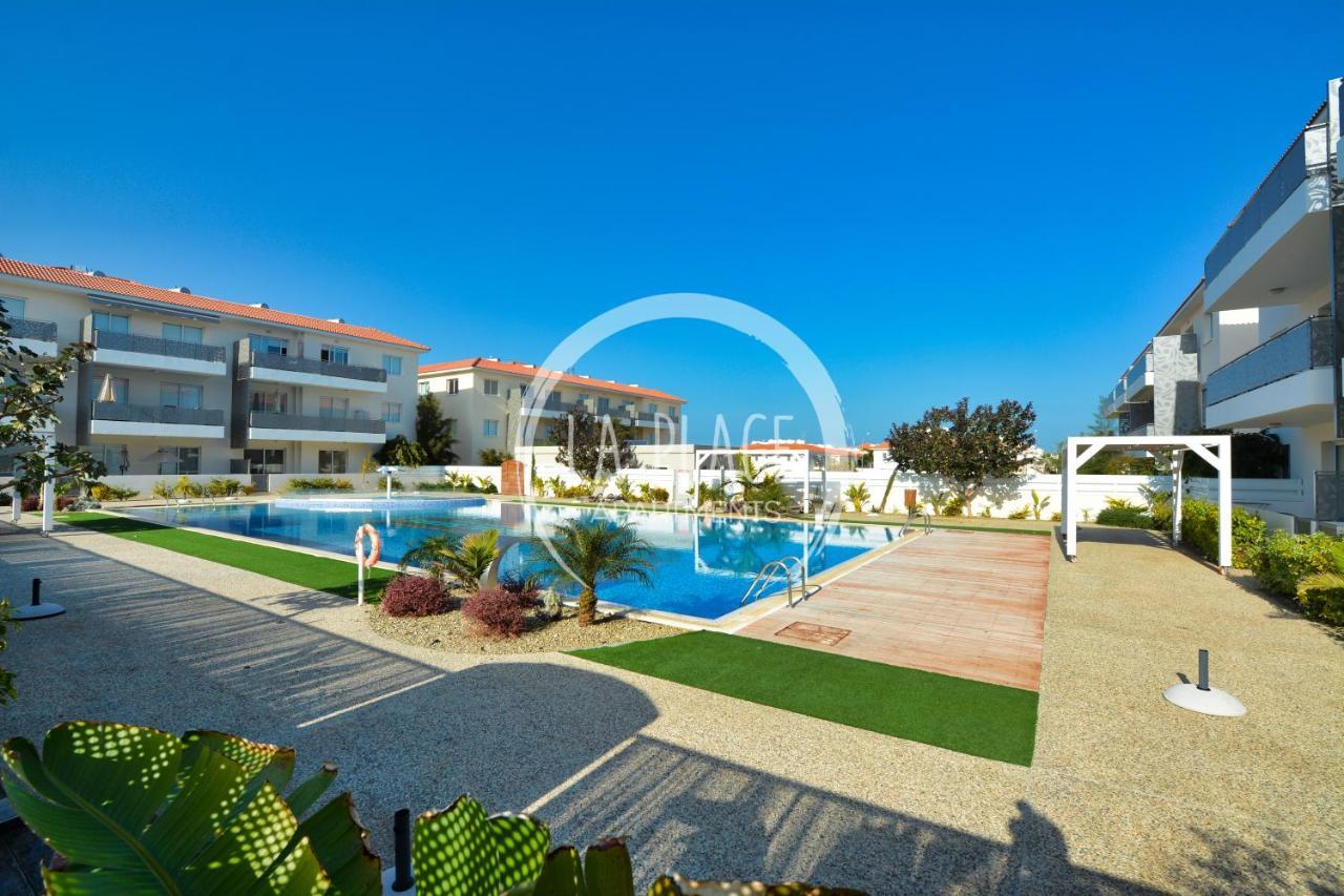 ♥ Sunny&Cozy Family Apartment ★ Walk to the Beach☼ Paralimni Zewnętrze zdjęcie